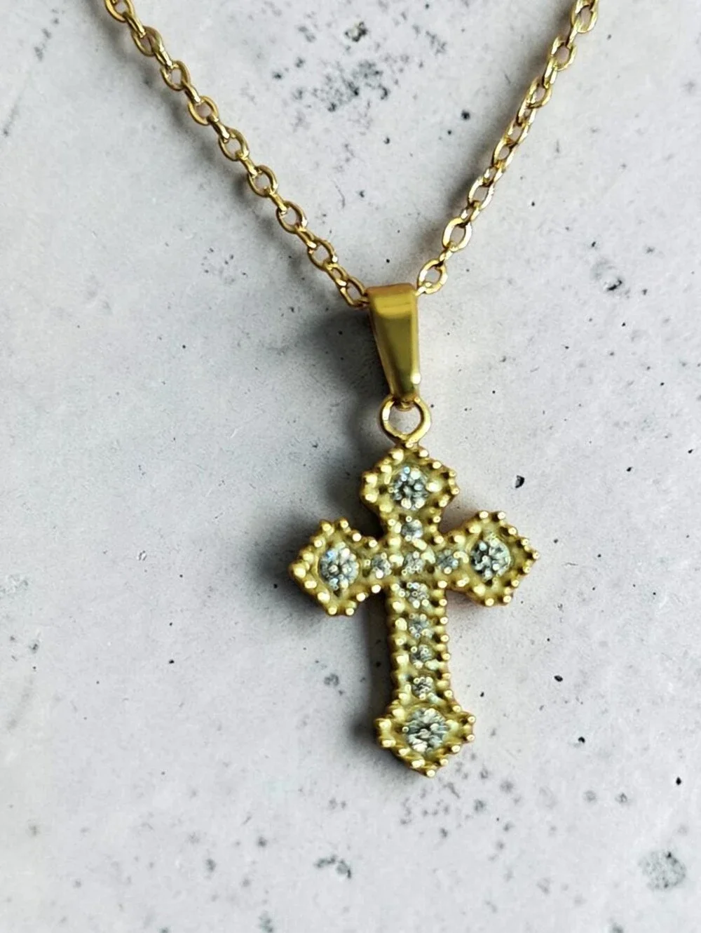 Sassified Boutique Nwt Gold ( Stainless Steel)   Cross Pendant Necklace.